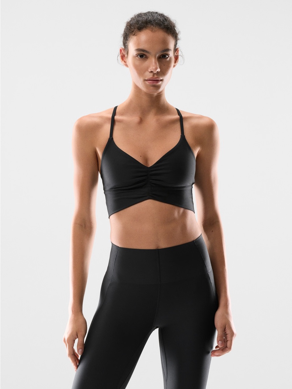 Aritzia Golden GloTone™ Incline Sports Bra